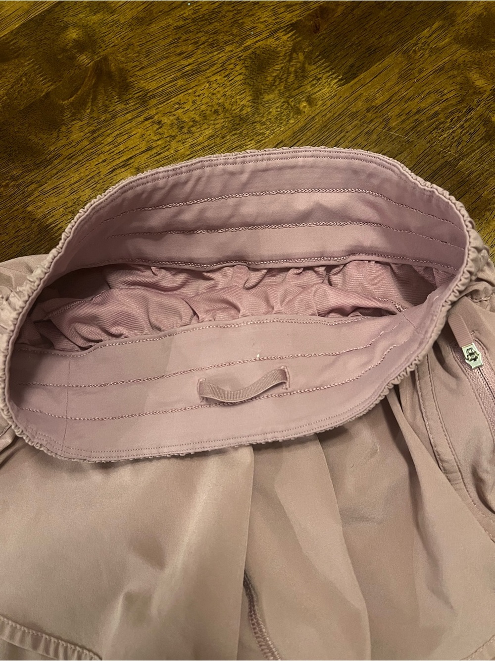 Lululemon Tracker Short V 4" Size 4 Mauve W7AZ2S - Picture 11 of 14